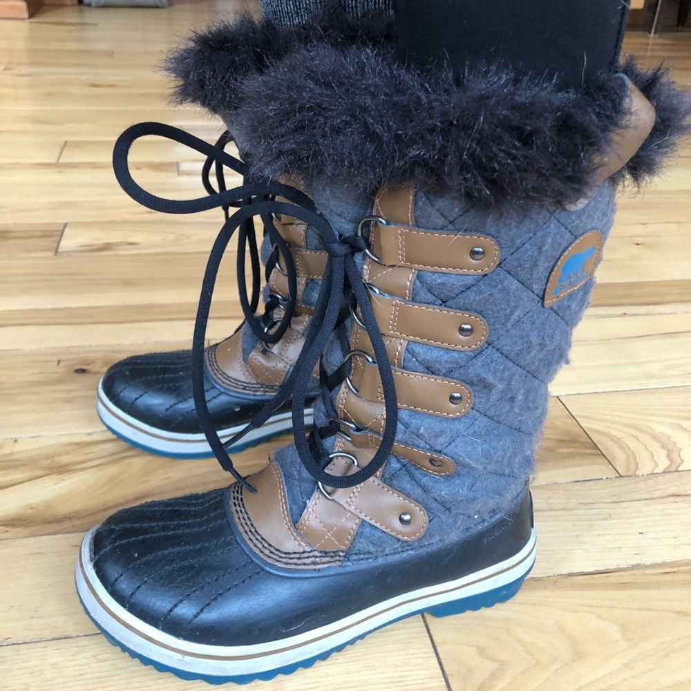 SOREL Torfino waterproof boots